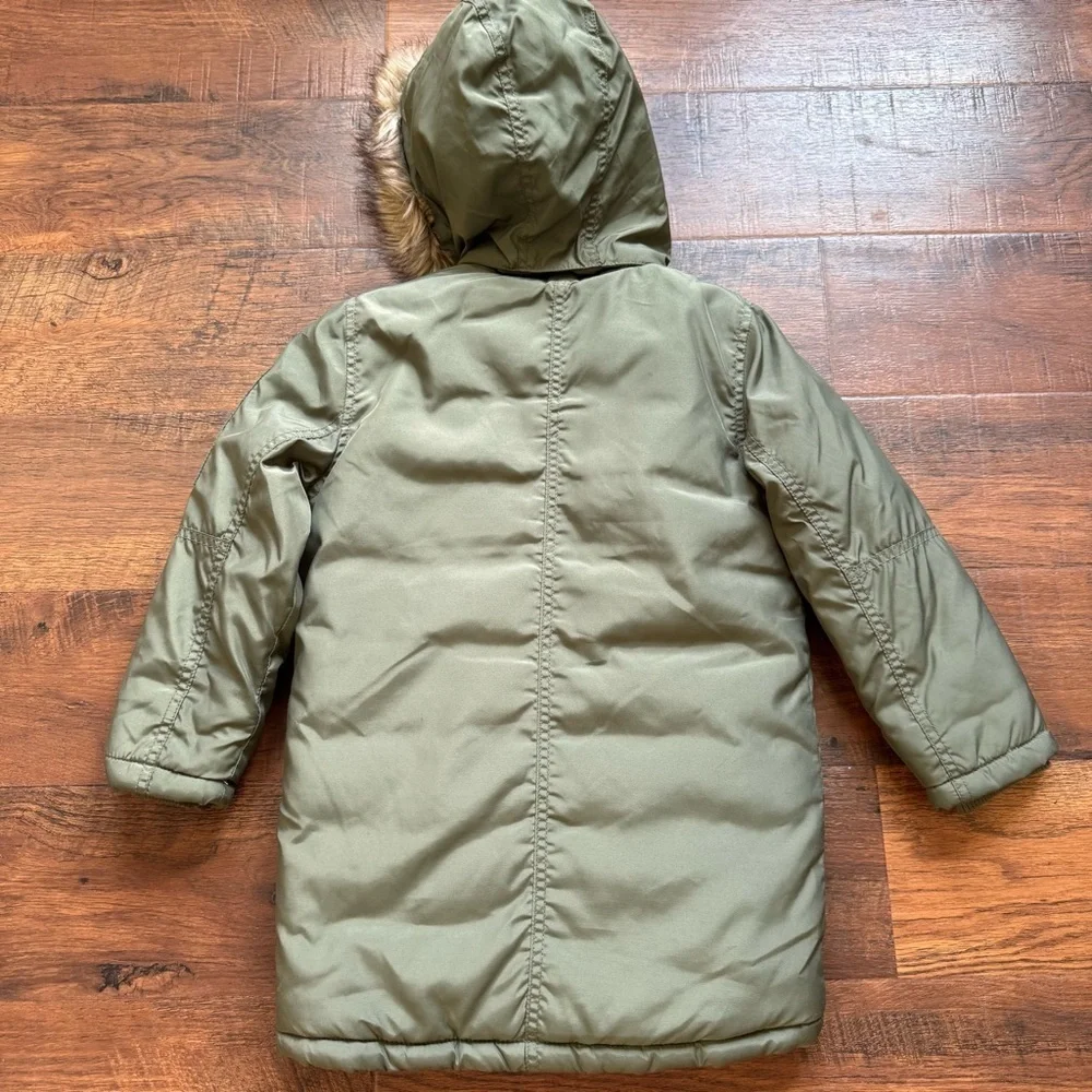 H&M kids Olive Green Parka with Faux Fur Hood Jacket 6-7 years winter outdoor